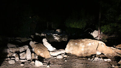 Sarıyer´de Gümüşdere Köprüsü yıkıldı