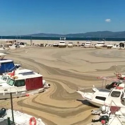 Feci manzara! Deniz çöle dönüştü