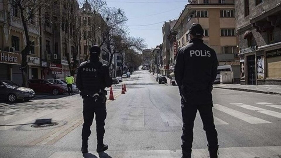 Pazar günü yasak var mı?