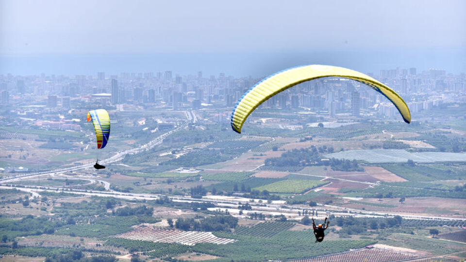 Yamaç paraşütü tutkunlarının vazgeçilmez adresi
