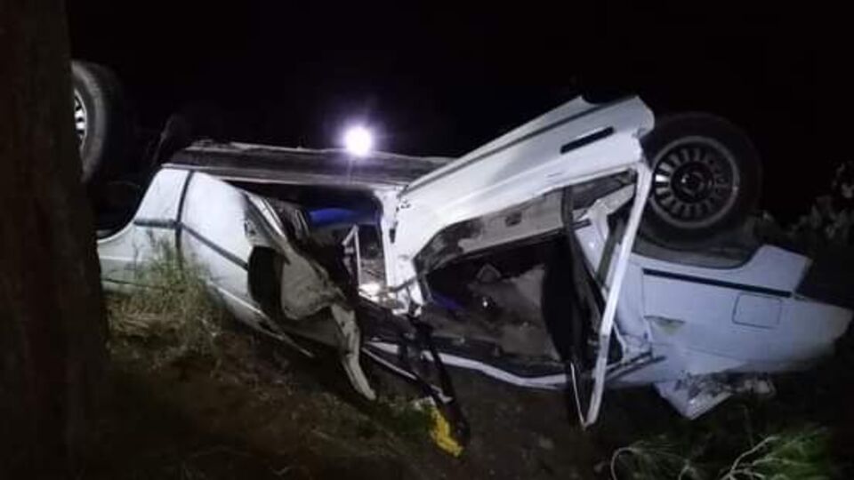 Şarampole yuvarlanan otomobildeki çifti ölüm ayırdı