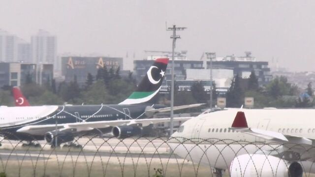 Kaddafi'nin uçağı bakım için İstanbul'da