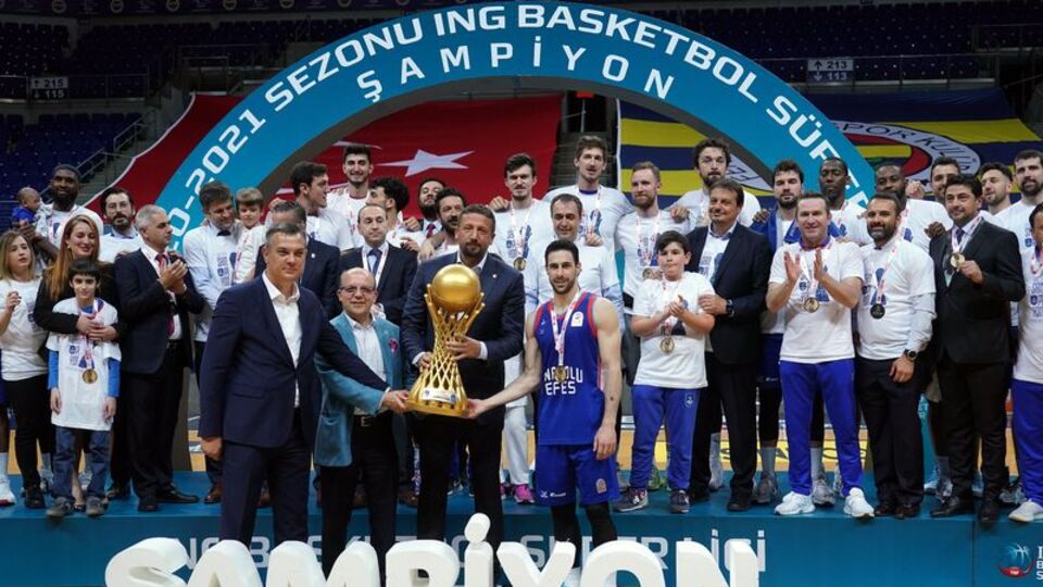 Cumhurbaşkanı Erdoğan'dan Anadolu Efes'e tebrik