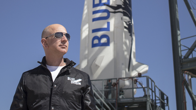 Jeff Bezos uzay yolcusu