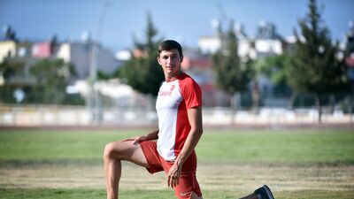 Mikdat Sevler, Prag'da ikinci oldu