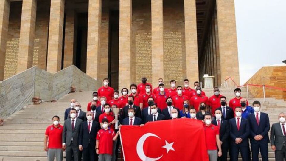 Anadolu Efes, Anıtkabir'i ziyaret etti