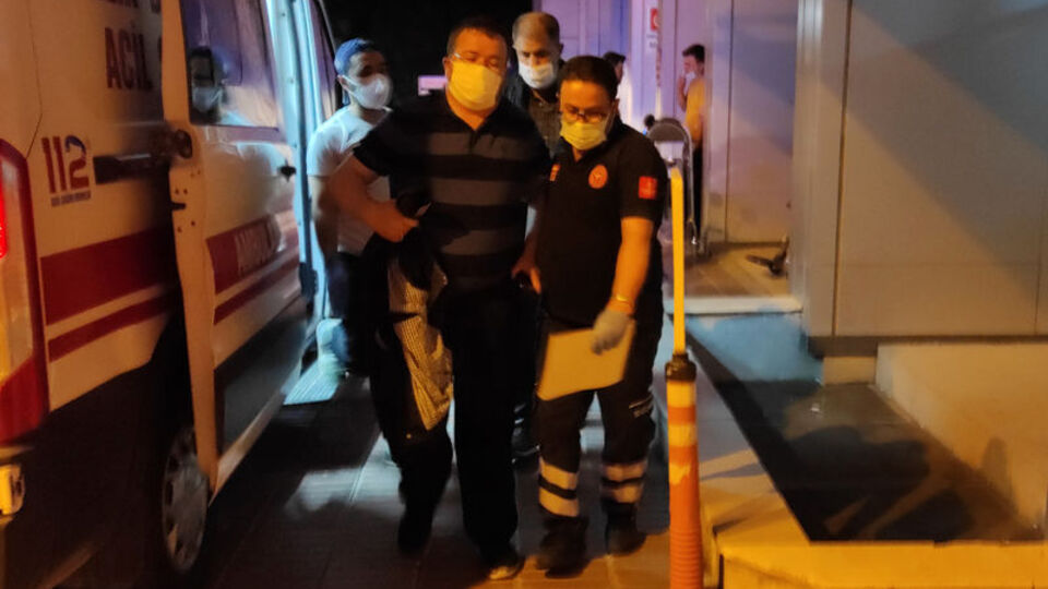 İmam camide bıçaklandı!