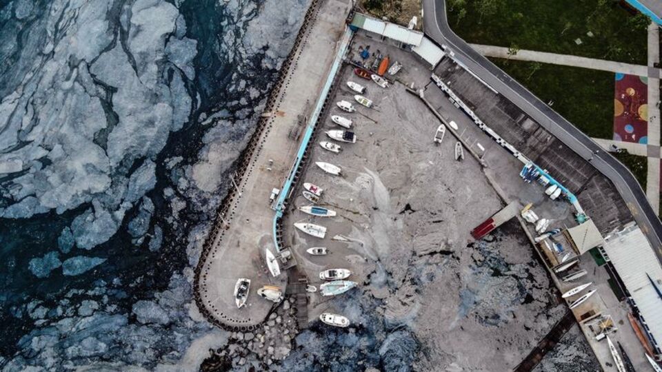 "Türkiye kıyılarındaki deniz salyası belası!"