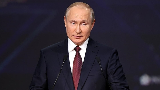 Putin'den NATO açıklaması