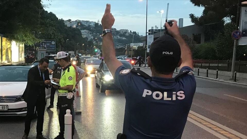 İstanbul'da aranan 411 kişi yakalandı