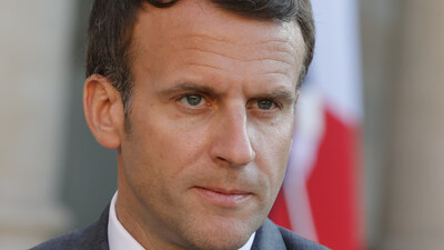 Fransa Cumhurbaşkanı'na tokat atan adam hakim karşısında