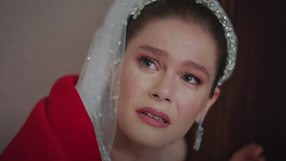 Camdaki Kız sezon finali yaptı