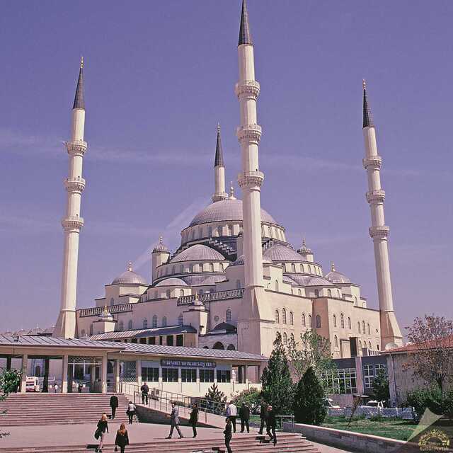 Ankara cuma namazı saati kaçta?