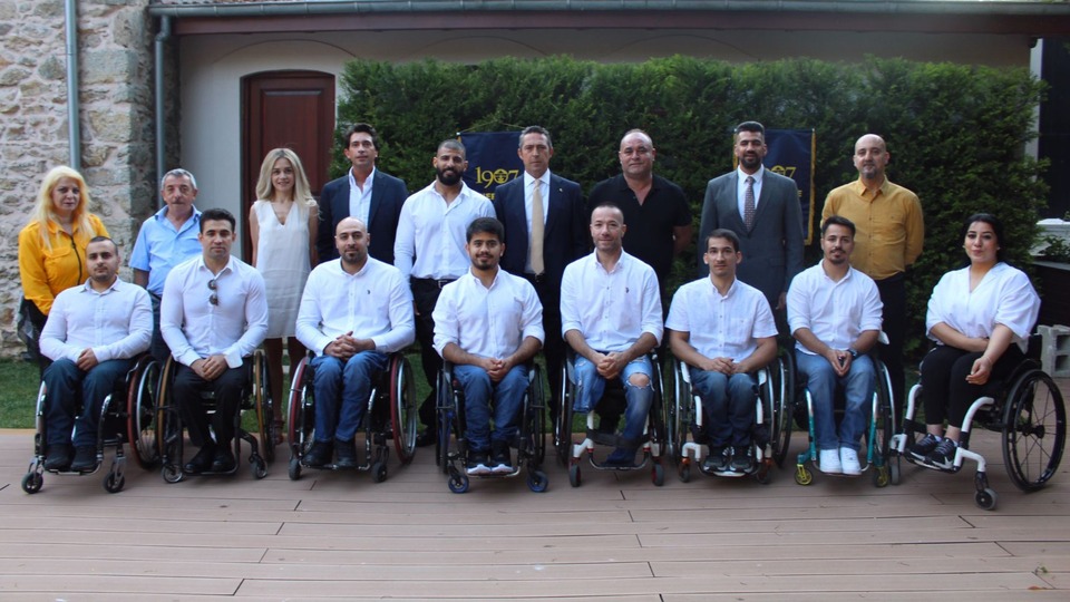 Koç, 1907 Engelli Yıldızlar'la buluştu