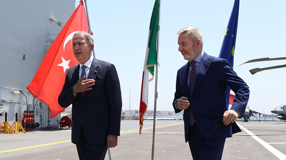 Libya'yı ziyaret eden Akar'dan önemli mesajlar!