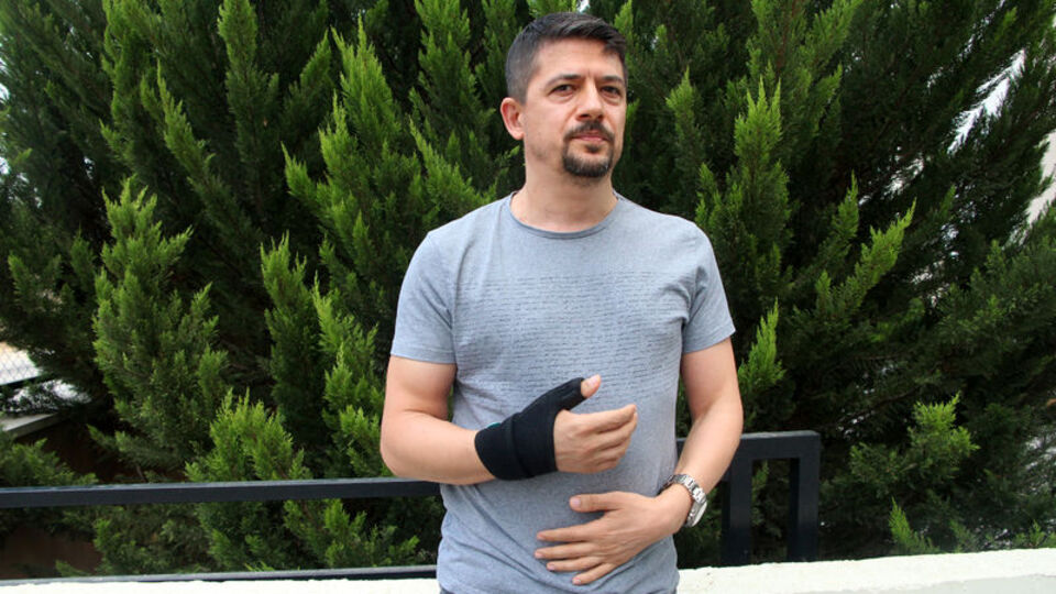 Adana'da korkunç olay! Trafikte doktora dayak!