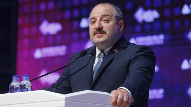 'Otomotiv sektörü hızlı bir dönüşümden geçiyor'