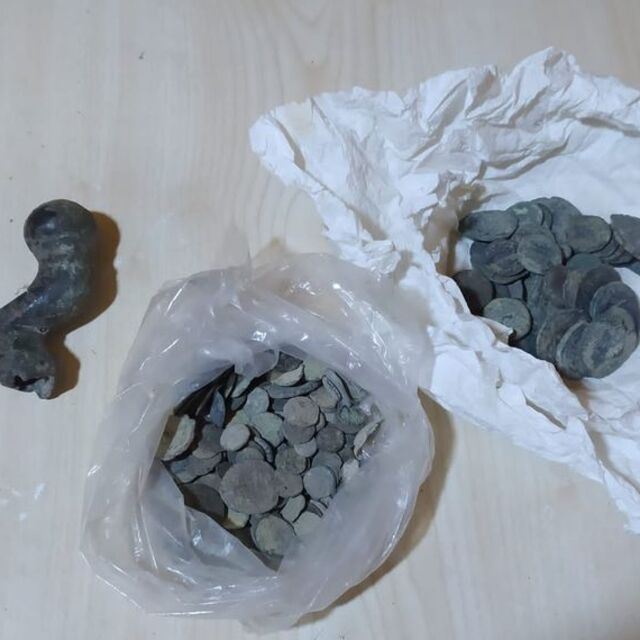 Tarihi eser ve tütün kaçakçılarına operasyon