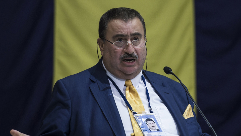 Markaroğlu istifa etti