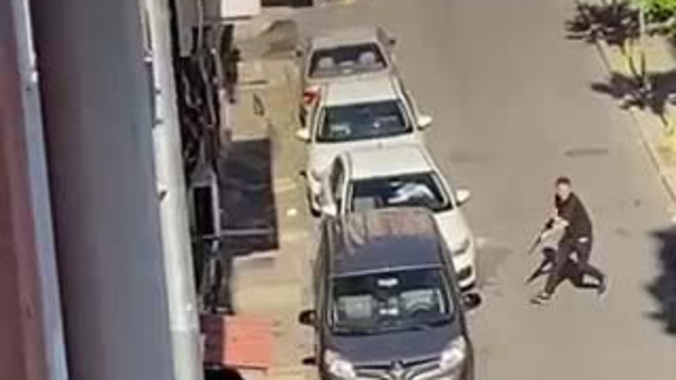 Şehir eşkıyaları kamerada!