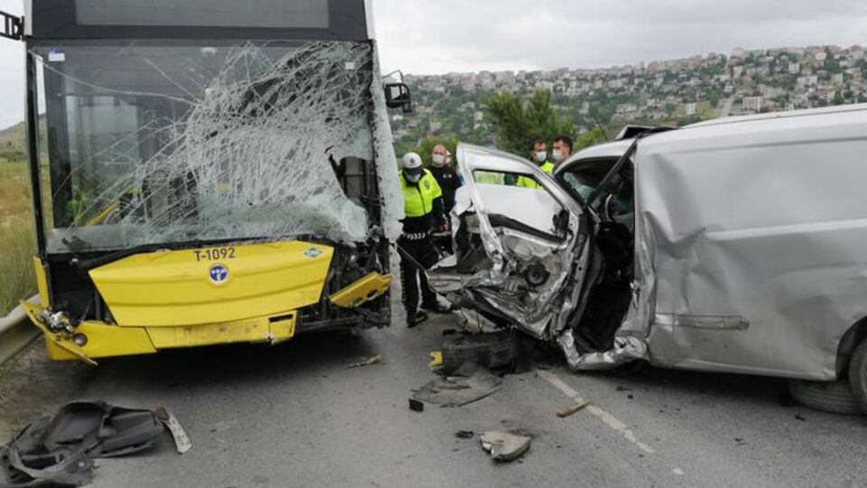 Feci son! Kafa kafaya çarpıştı