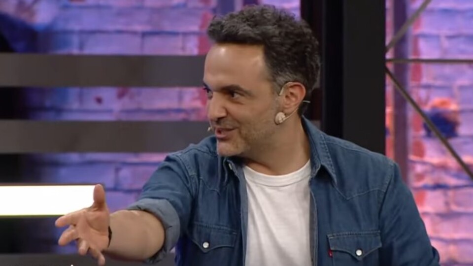 Arda Türkmen kimdir?