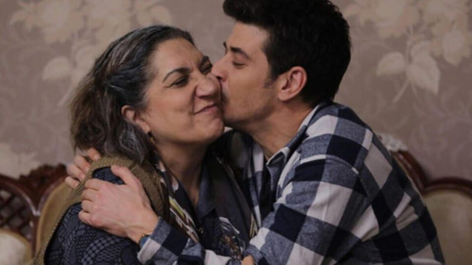 Anamız Var oyuncuları kimler?