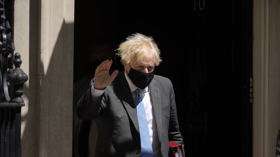 İngiltere Başbakanı'ndan Sağlık Bakanı'na şok tepki