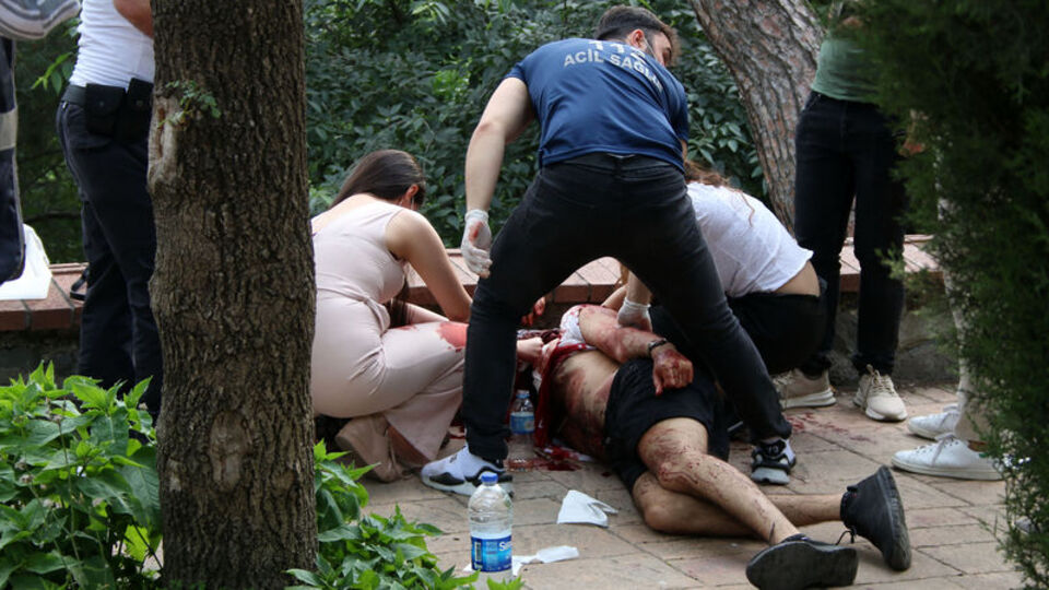 Kırık camla psikiyatri asistanının boğazını kesmişti! Tahliye oldu