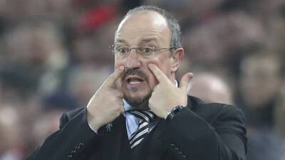 Ezeli rakibe gidiyor!