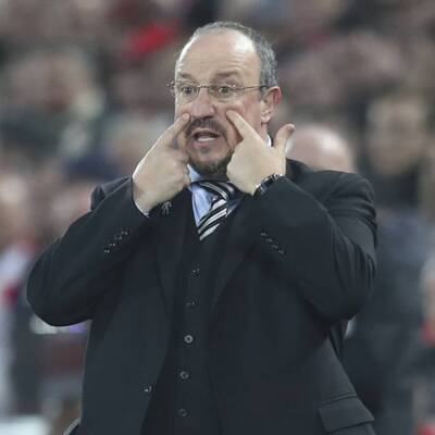 Ezeli rakibe gidiyor!