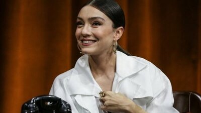 Merve Dizdar kimdir?