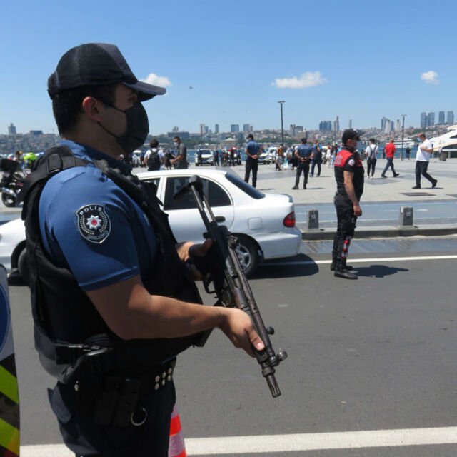 İstanbul'da asayiş uygulaması: 458 kişi yakalandı