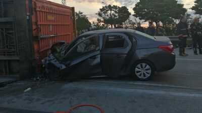 Can pazarı! Devrilen kurbanlık yüklü TIR'a çarptı