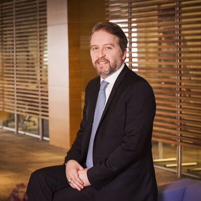 ÜNLÜ, yatırım bankası için yetki verdi