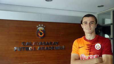 Galatasaray'da bir imza daha