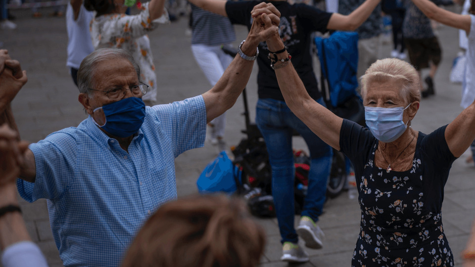 İspanya'da maske kararı