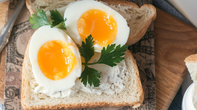 Kahvaltıda yumurta tüketiyorsanız onu içmeyin!