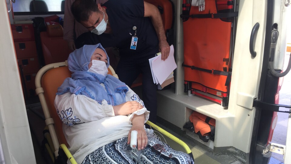 Boşandığı eşini darbedip bıçakladı!