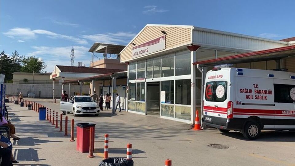 Düğünden hastaneye koşturdular