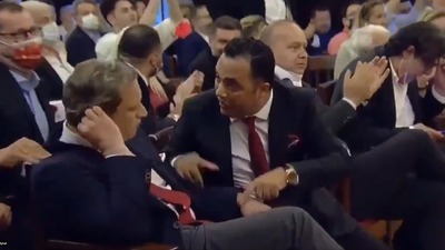 Epözdemir'den seçim zaferi yorumu