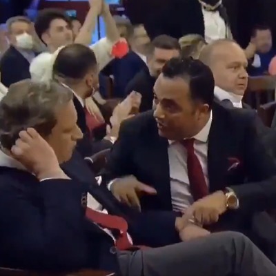 Epözdemir'den seçim zaferi yorumu