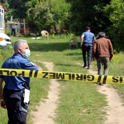 Kedisini öldüren köpeğin sahibini vurdu