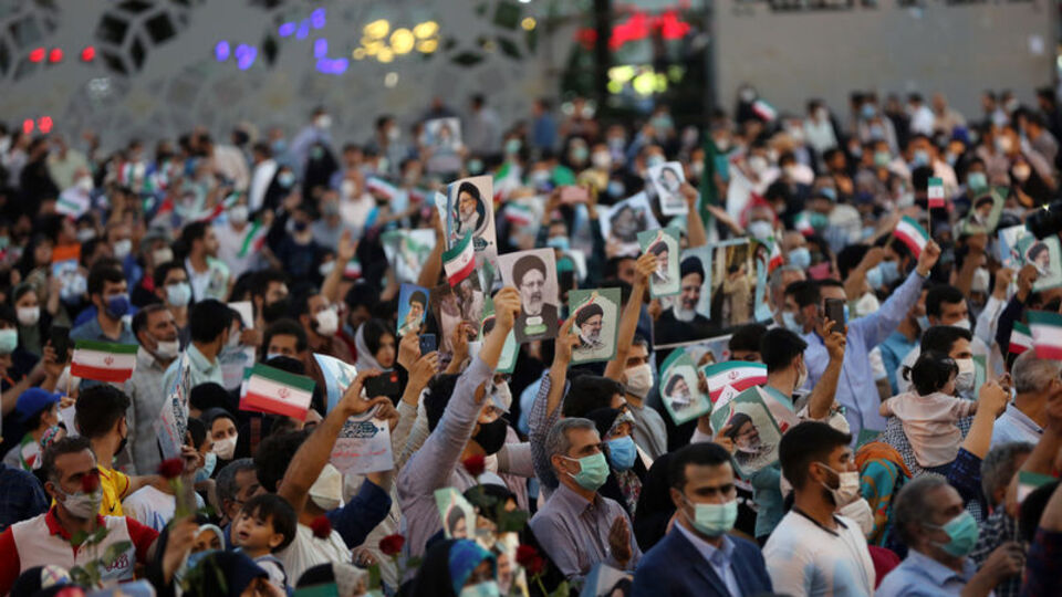 İran'ın 8. Cumhurbaşkanı: Muhafazakar yargıç Reisi