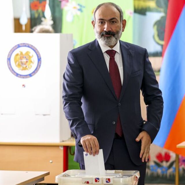 Paşinyan seçimi kazandı!