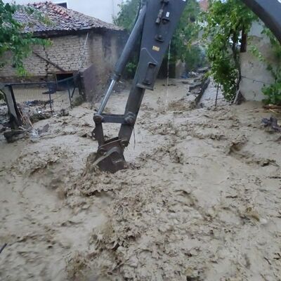 Kütahya'da sağanak etkisi! Tarım arazileri sular altında