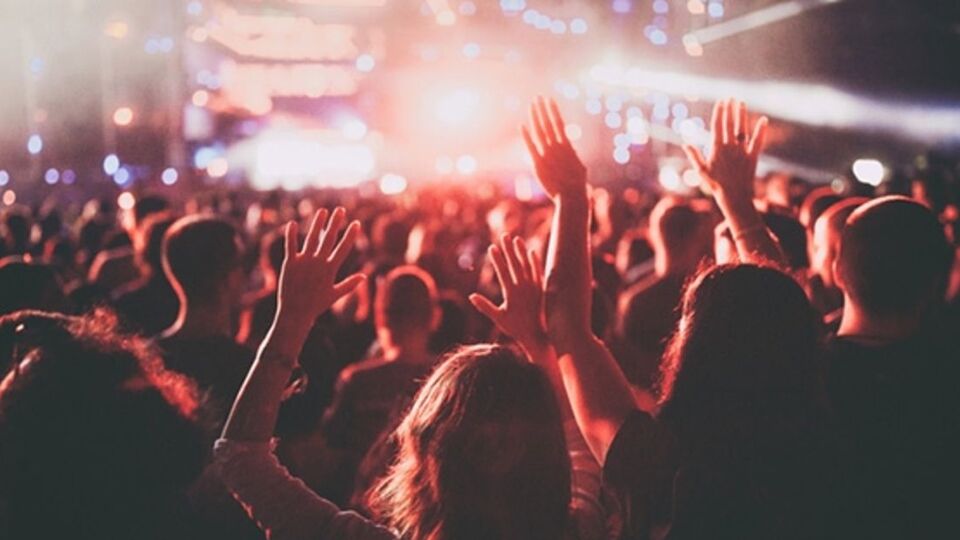 Konserler ne zaman başlıyor 2021?