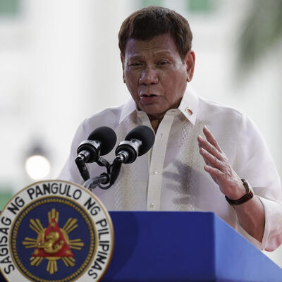 Filipinler Devlet Başkanı Duterte'den aşı tehdidi