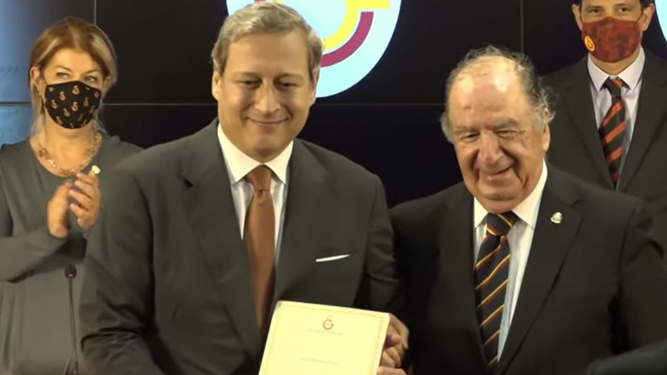 Burak Elmas mazbatasını aldı