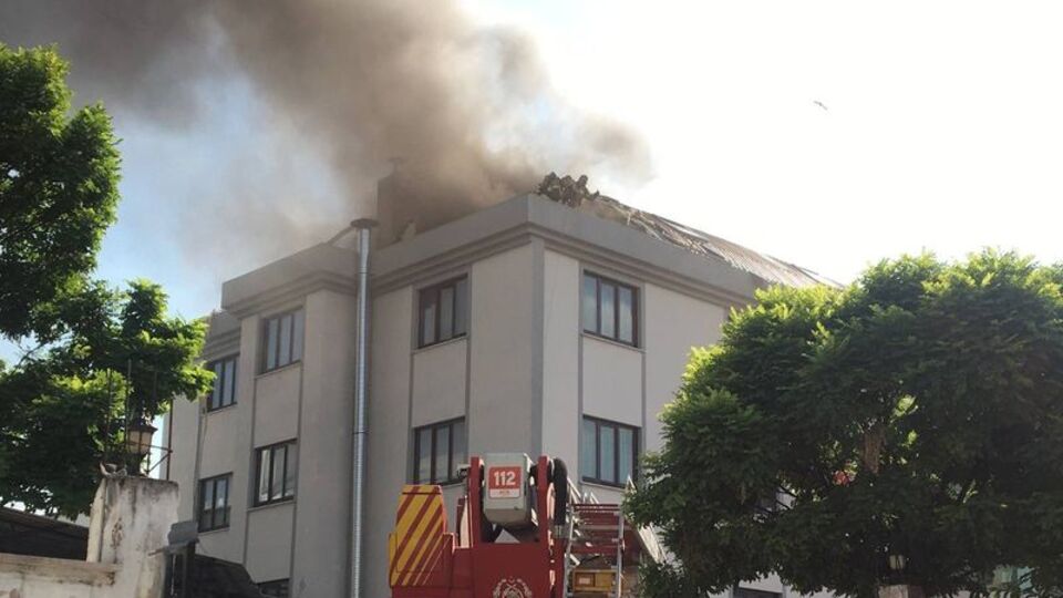 Öğrenci yurdunda korkutan yangın